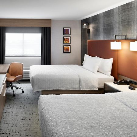 Hampton Inn Newark Airport Kültér fotó