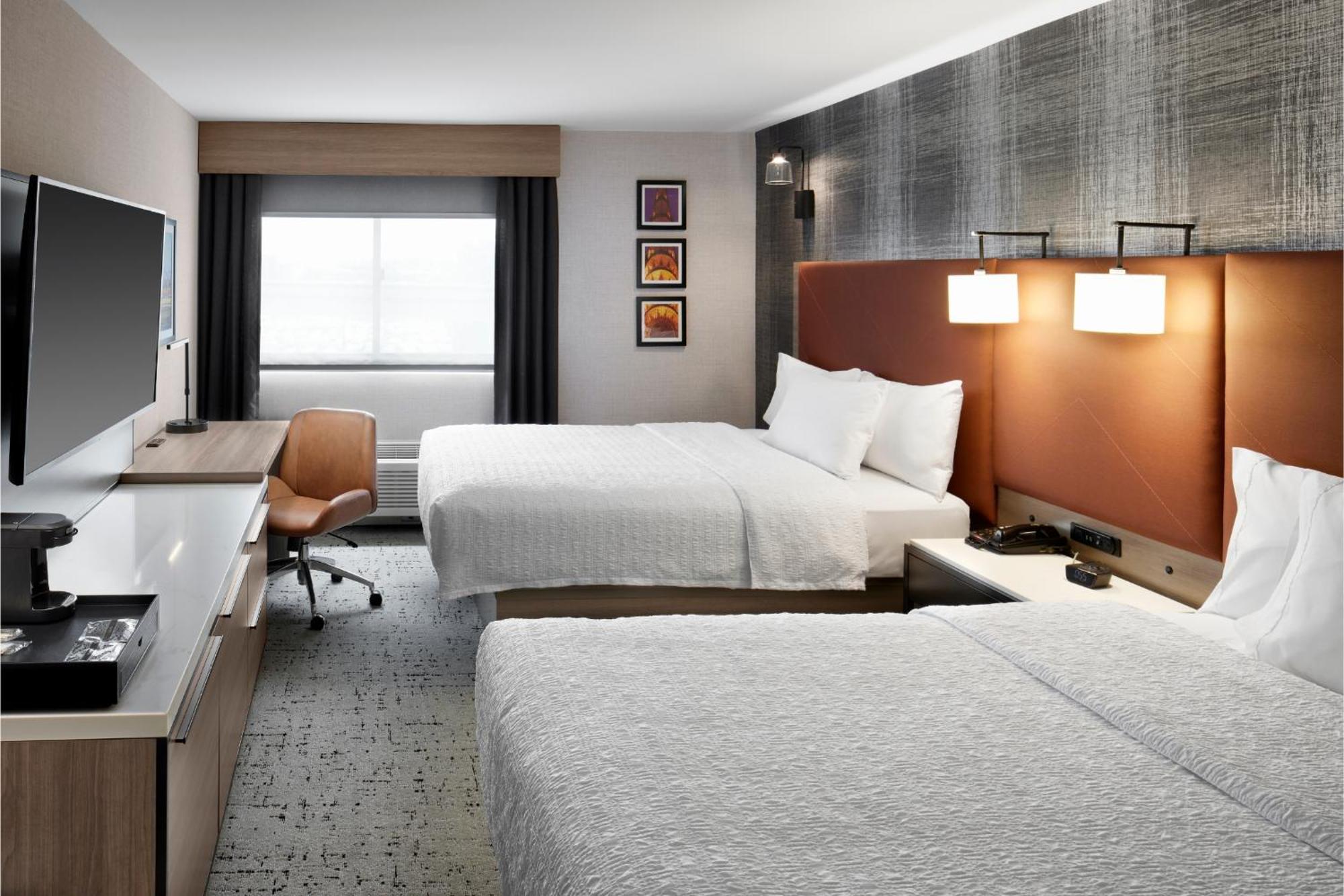 Hampton Inn Newark Airport Kültér fotó
